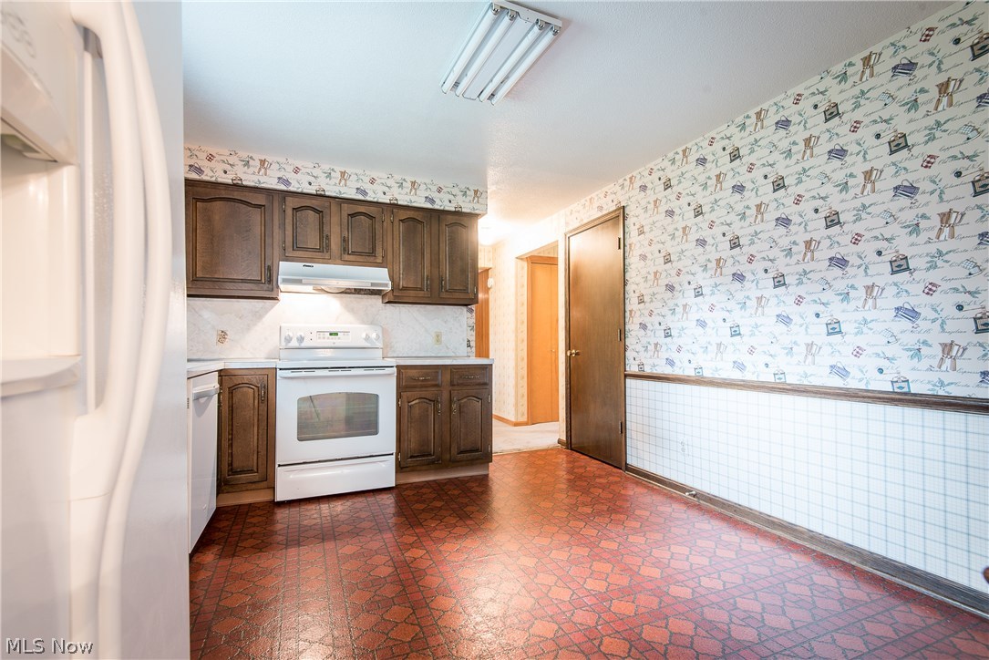 Bob-O-Link - Residential