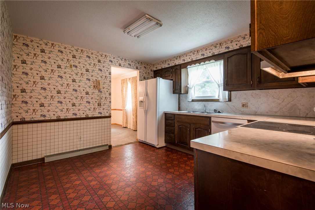 Bob-O-Link - Residential