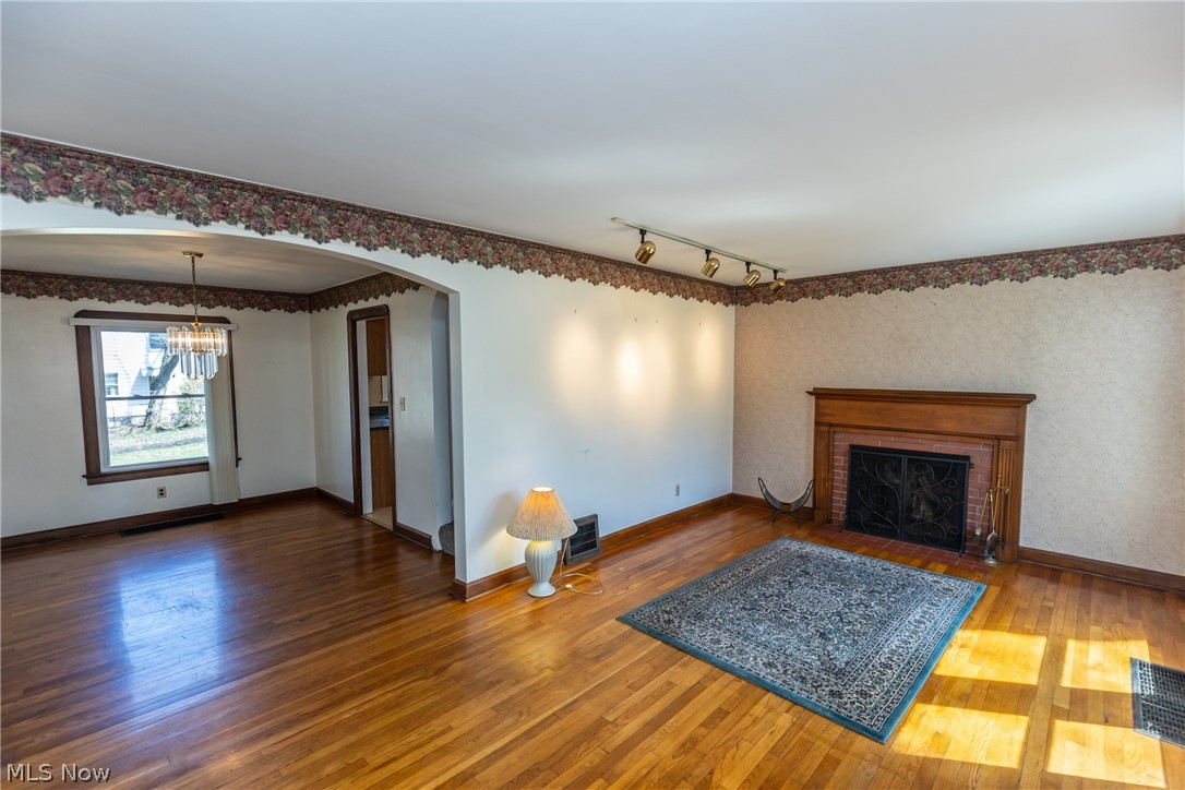 Uk Park - Residential