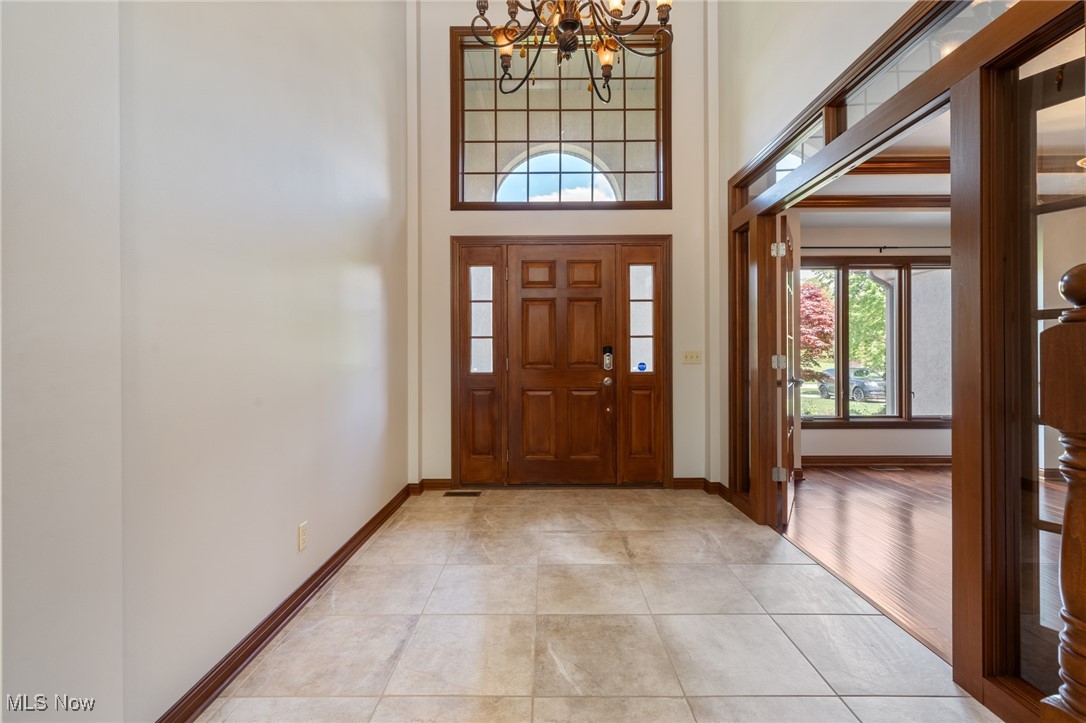 24851 Eagle Pointe Court, Columbia Station, Ohio image 13