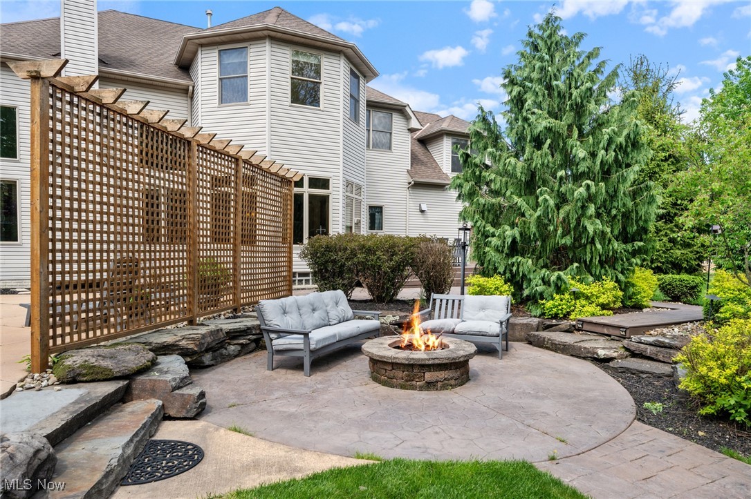 24851 Eagle Pointe Court, Columbia Station, Ohio image 15