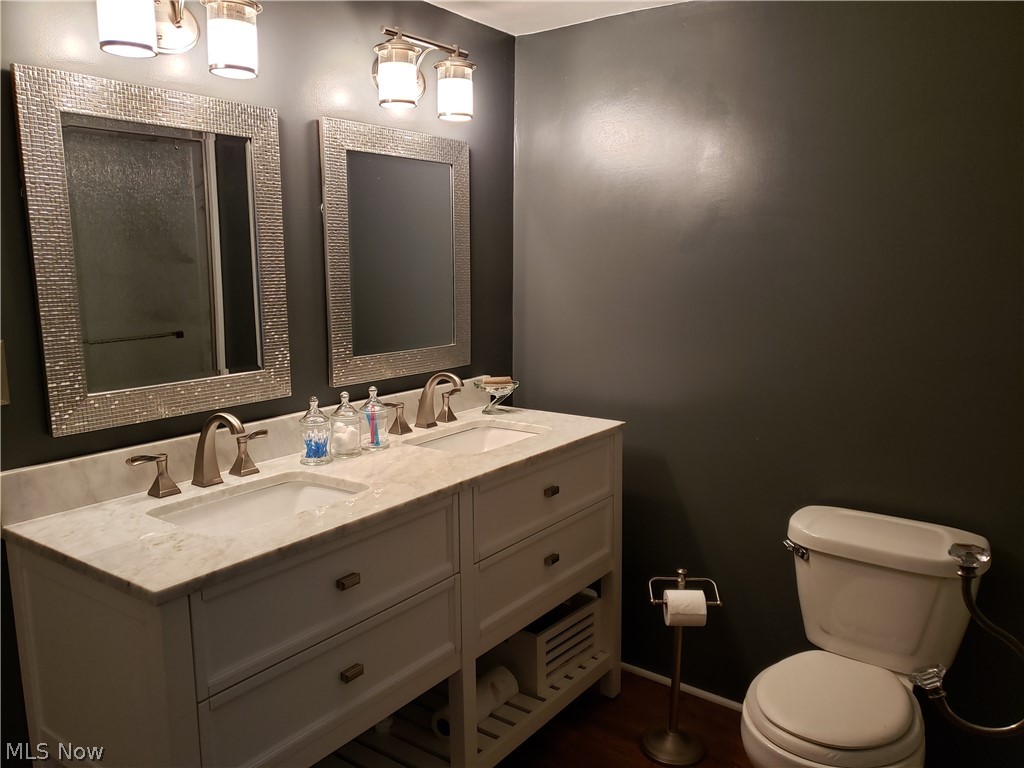 Connecticut Western Reserve - Residential