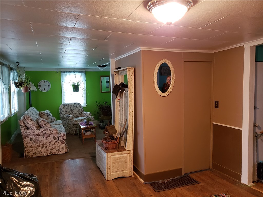 Connecticut Western Reserve - Residential