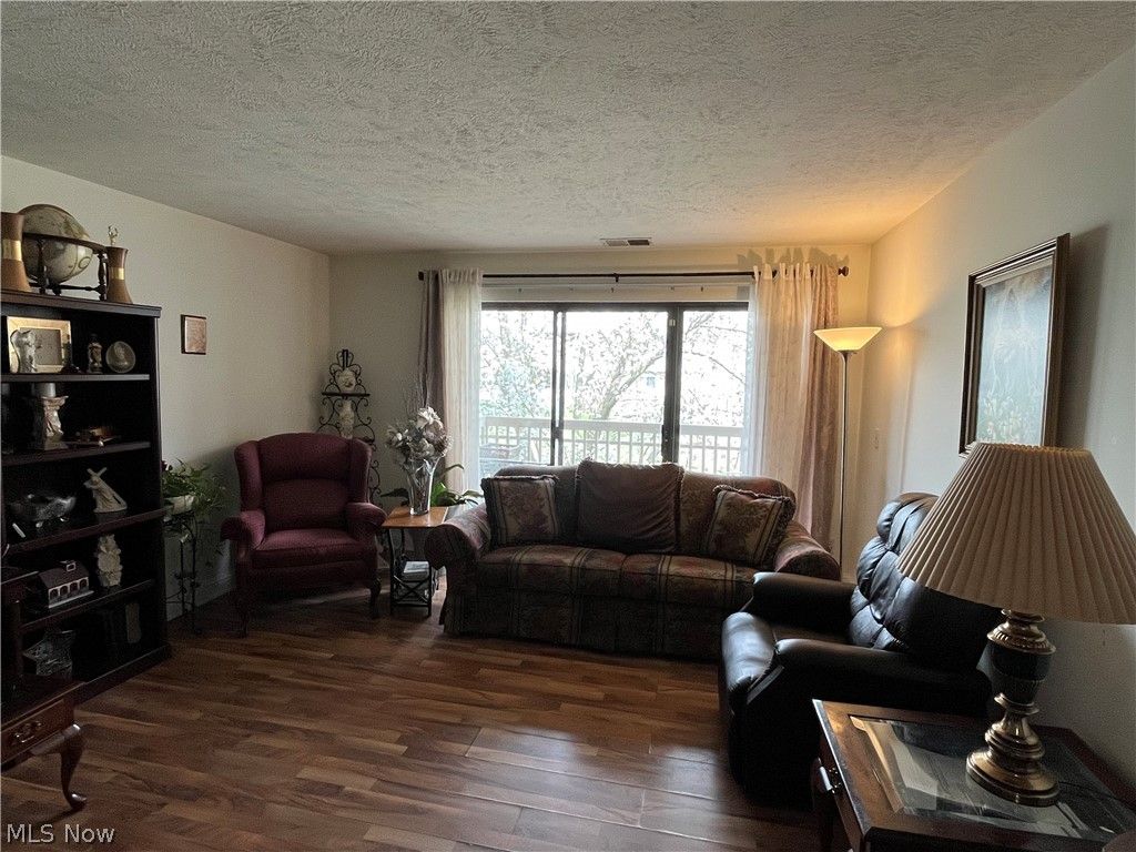 Photo of 3800 Rosemont Boulevard #109C, Fairlawn, OH 44333 (MLS # 5205749)