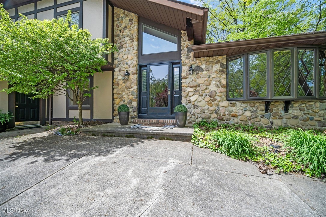 5108 Great Oaks Parkway