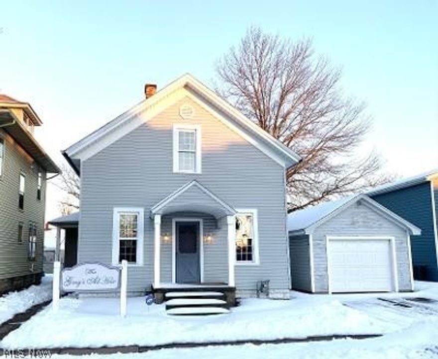 Great location close to downtown. This property is currently being used as a beauty salon. The first floor consists of a large waiting area with built in cabinetry, a large front room with a separate office area and a wash station, a private room with an additional wash station, a kitchenette with a separate break area and a half bath. Upstairs has 2 more work rooms and a full bath.