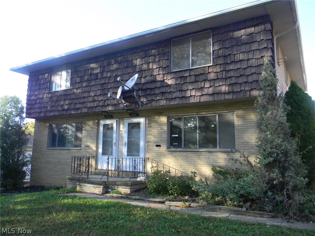 Field Gardens - Residential Income