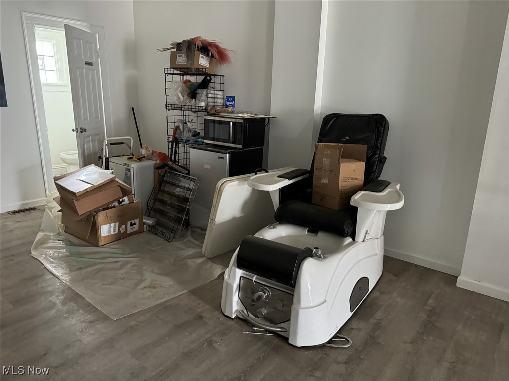 Cleveland - Commercial Sale