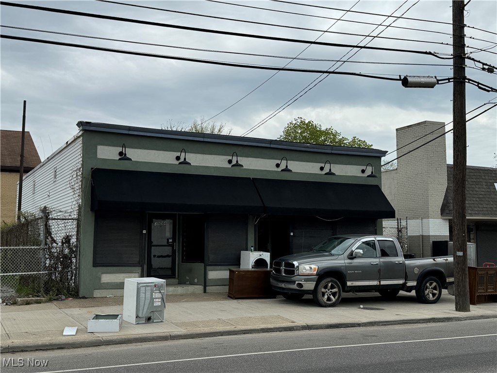 Cleveland - Commercial Sale