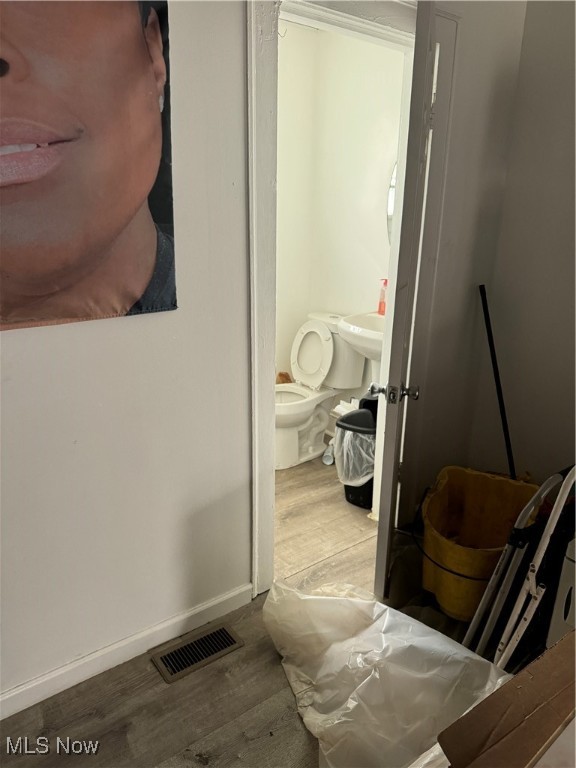 Cleveland - Commercial Sale