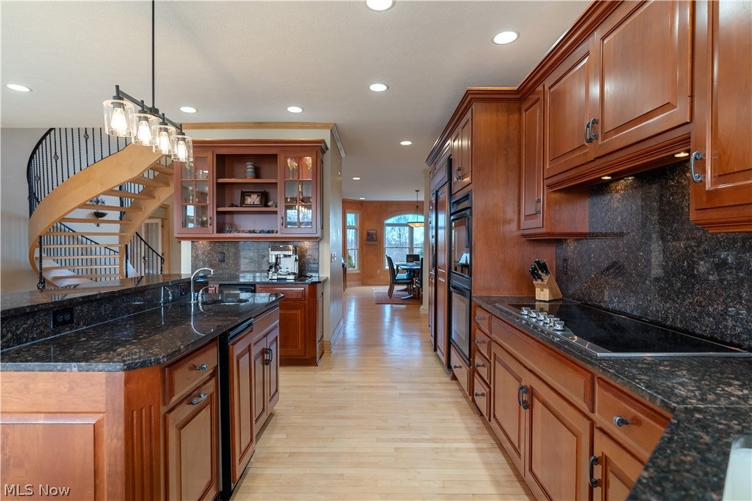 Canal Fulton, Ohio, 44614, United States, 4 Bedrooms Bedrooms, ,6 BathroomsBathrooms,Residential,Active,2052063