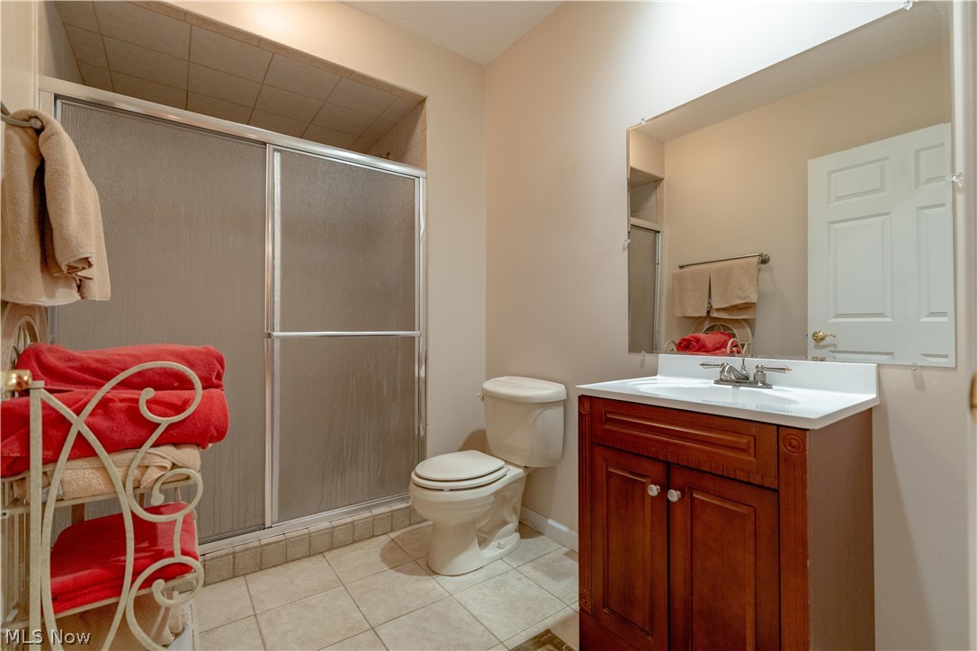Canal Fulton, Ohio, 44614, United States, 4 Bedrooms Bedrooms, ,6 BathroomsBathrooms,Residential,Active,2052063