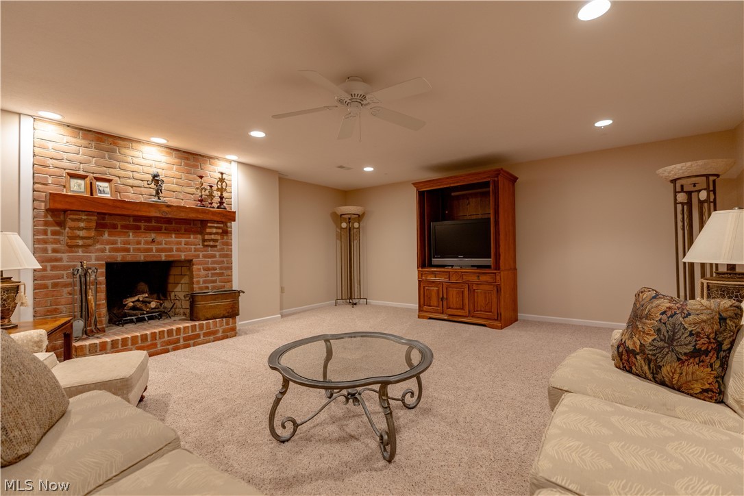 Canal Fulton, Ohio, 44614, United States, 4 Bedrooms Bedrooms, ,6 BathroomsBathrooms,Residential,Active,2052063