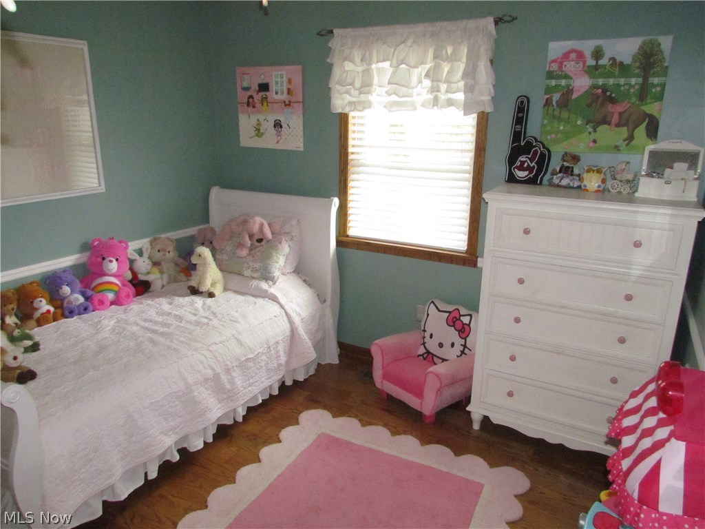 Suffield Properties - Residential