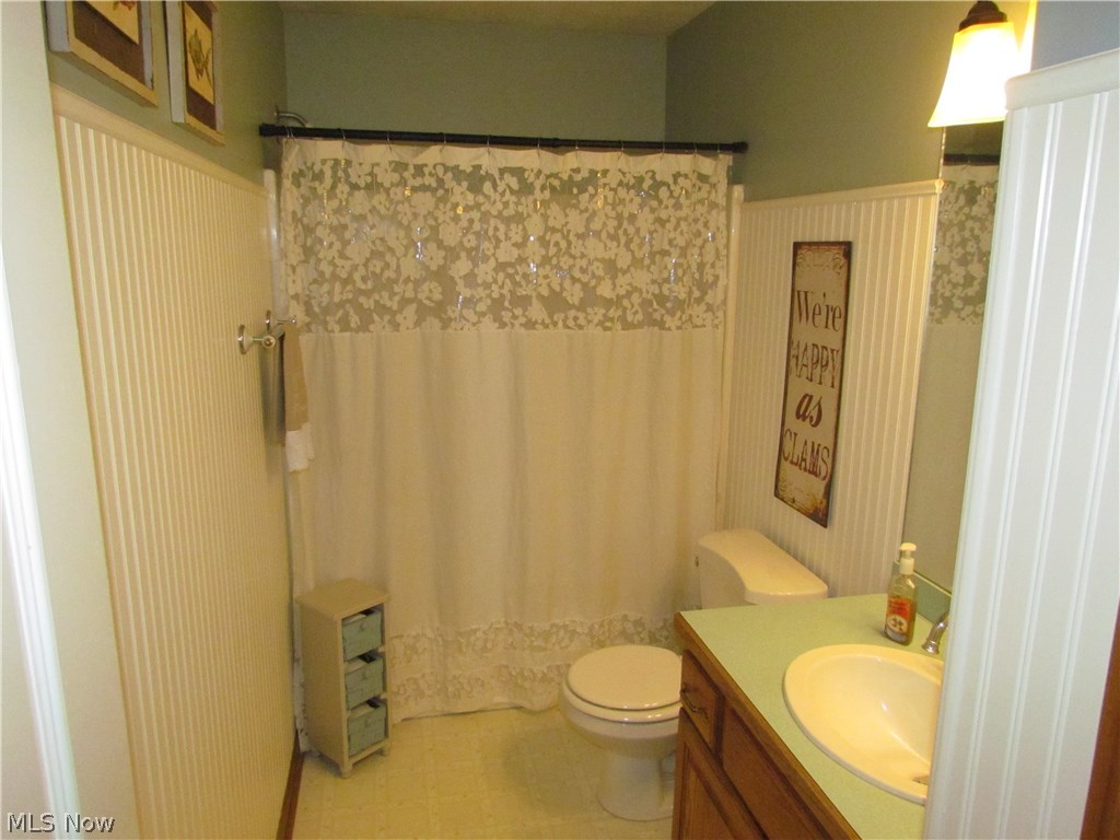 Suffield Properties - Residential