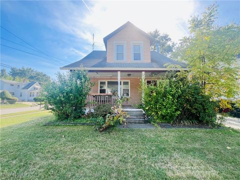 1806 E 290th Street, Wickliffe, OH 44092 - #: 5068942
