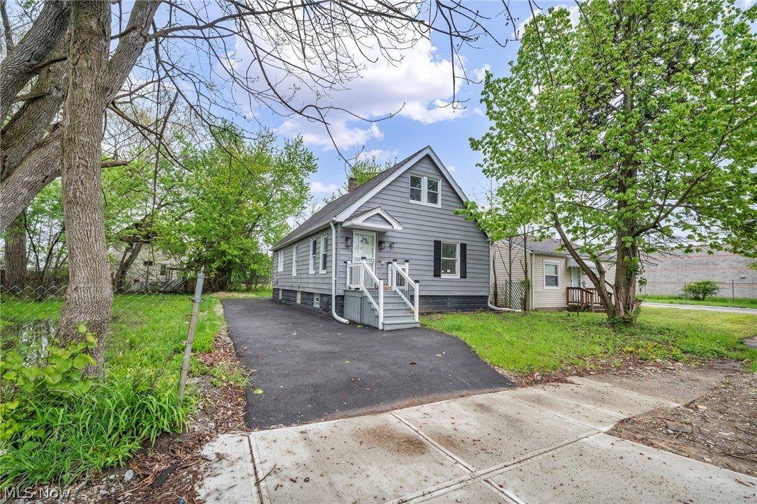 4441 E 144th Street