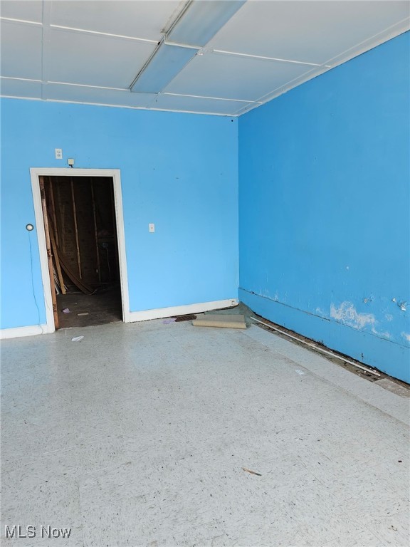 City/Coshocton - Commercial Sale