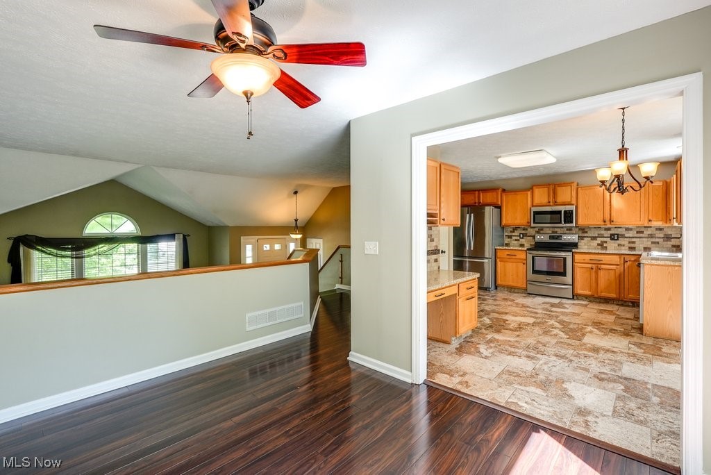 10150 Gloucester Road, Streetsboro, Ohio image 17