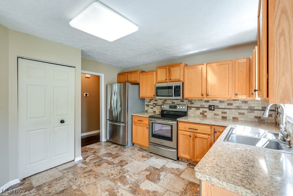 10150 Gloucester Road, Streetsboro, Ohio image 21