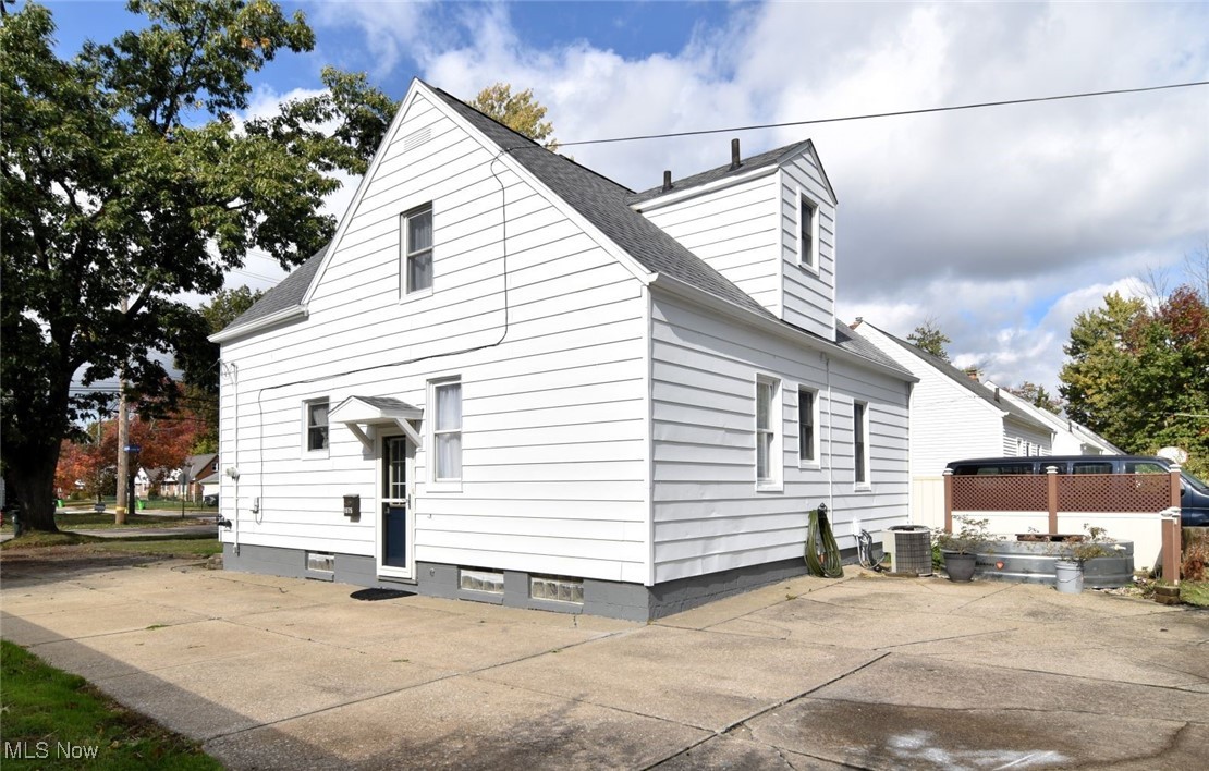 Linnerts 01 - Residential