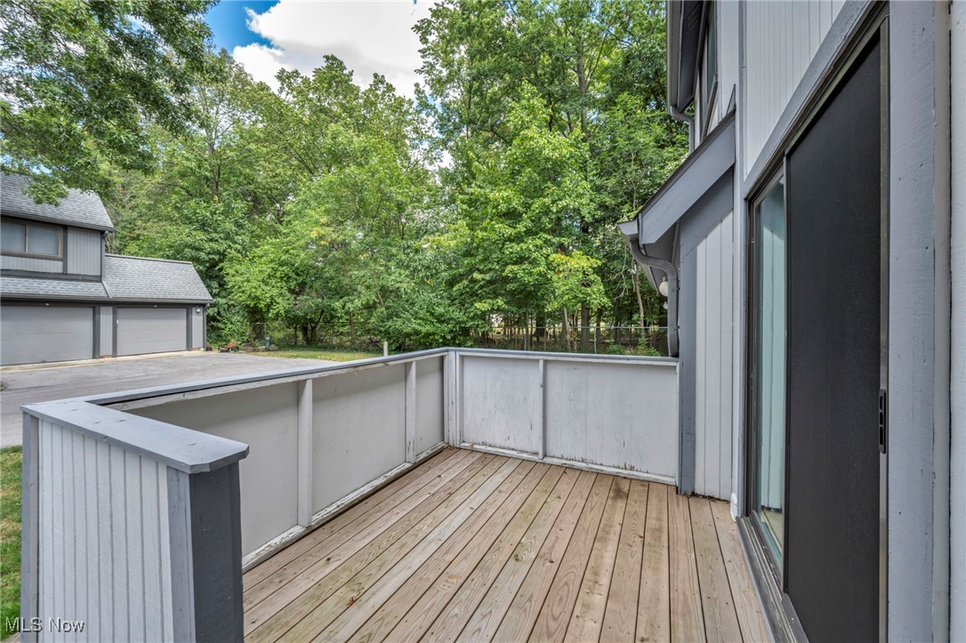 Willoughby, Ohio 44094, United States, 3 Bedrooms Bedrooms, ,2 BathroomsBathrooms,Residential,Contingent,203458