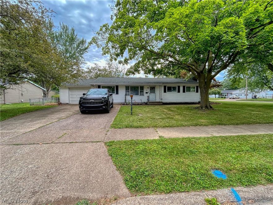 Welcome to your charming new home in the heart of Sandusky! This delightful 1300
square foot ranch offers comfortable living with three cozy bedrooms and a well-
appointed bathroom. The partially finished basement provides additional space for a
recreation room, home office, or storage. Enjoy relaxing on the sun porch, perfect for
sipping your morning coffee or unwinding after a long day. Step outside to discover a
large, fully fenced yard that’s ideal for gardening, entertaining, or providing a safe play
area for pets and children. The convenience of a one-car garage adds to the practicality
of this home. Situated in the quiet, Fairview Lanes neighborhood, you'll be just a stone's
throw away from the excitement of Cedar Point and the sports facilities at Sports Force
Park. Whether you're looking for thrills or a peaceful retreat, this home offers the best of
both worlds. Don't miss out on this wonderful opportunity to own a piece of Sandusky.
Schedule your visit today and envision your future in this lovely ranch home!