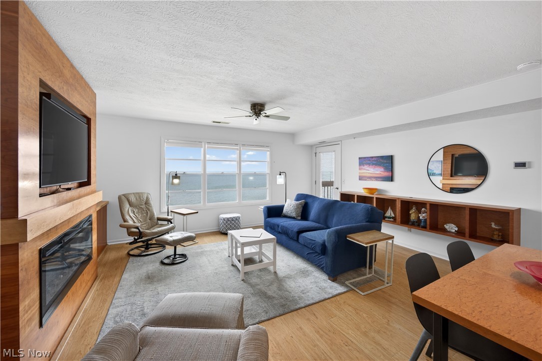 Saybrook Beach Club Condo Ph 03 - Residential