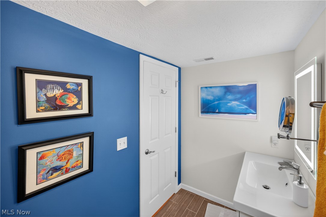 Saybrook Beach Club Condo Ph 03 - Residential