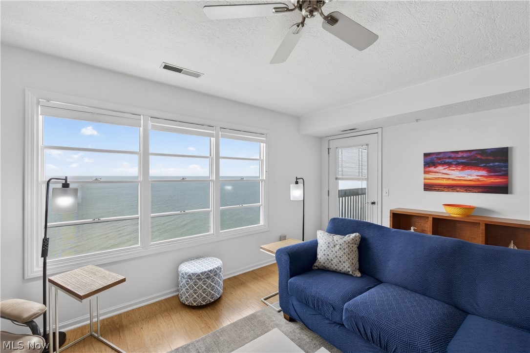 Saybrook Beach Club Condo Ph 03 - Residential