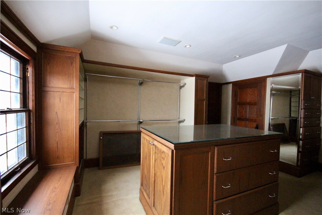 Mathew & Gilbert - Residential