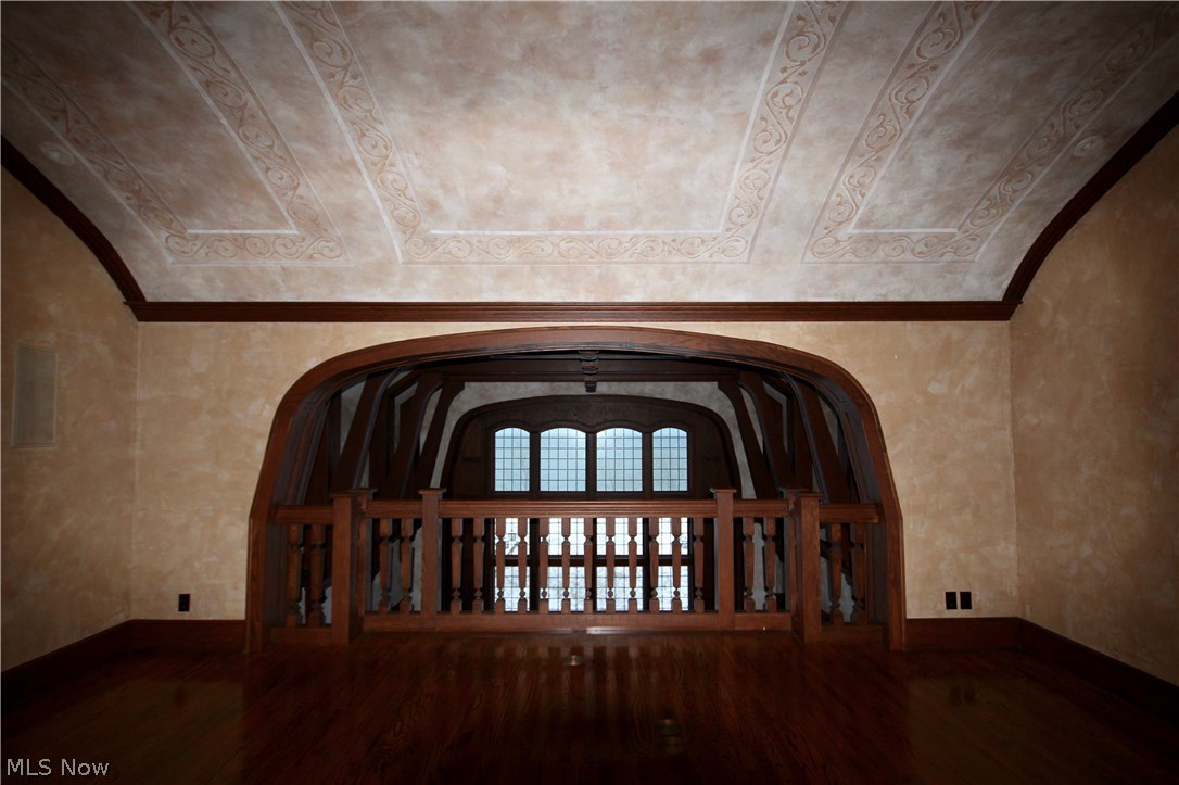 Mathew & Gilbert - Residential