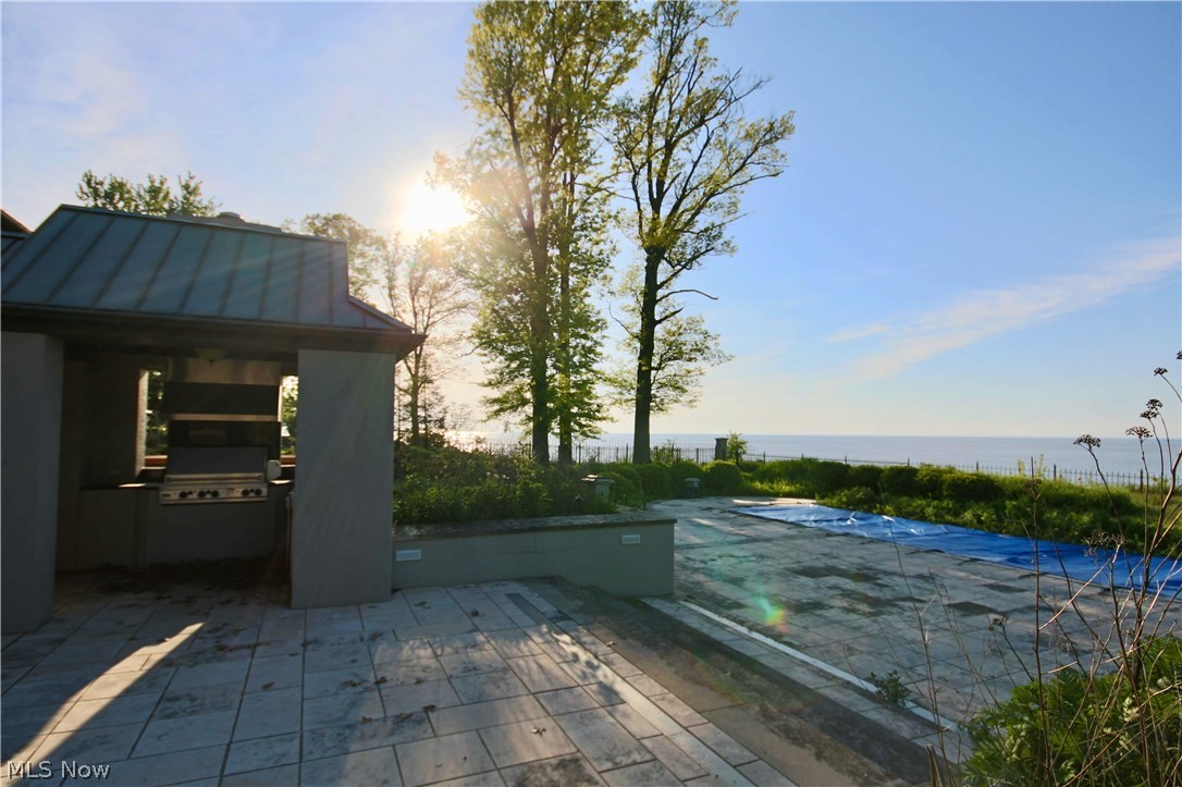 Mathew & Gilbert - Residential