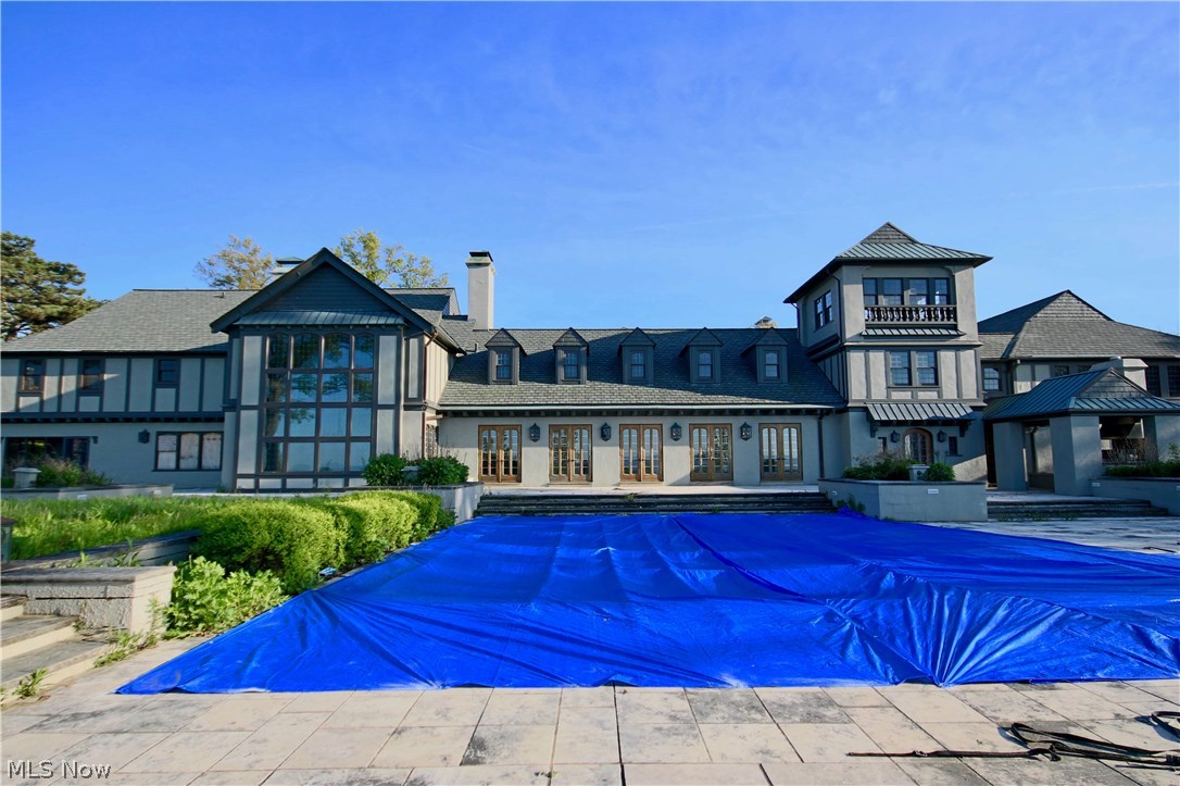 Mathew & Gilbert - Residential