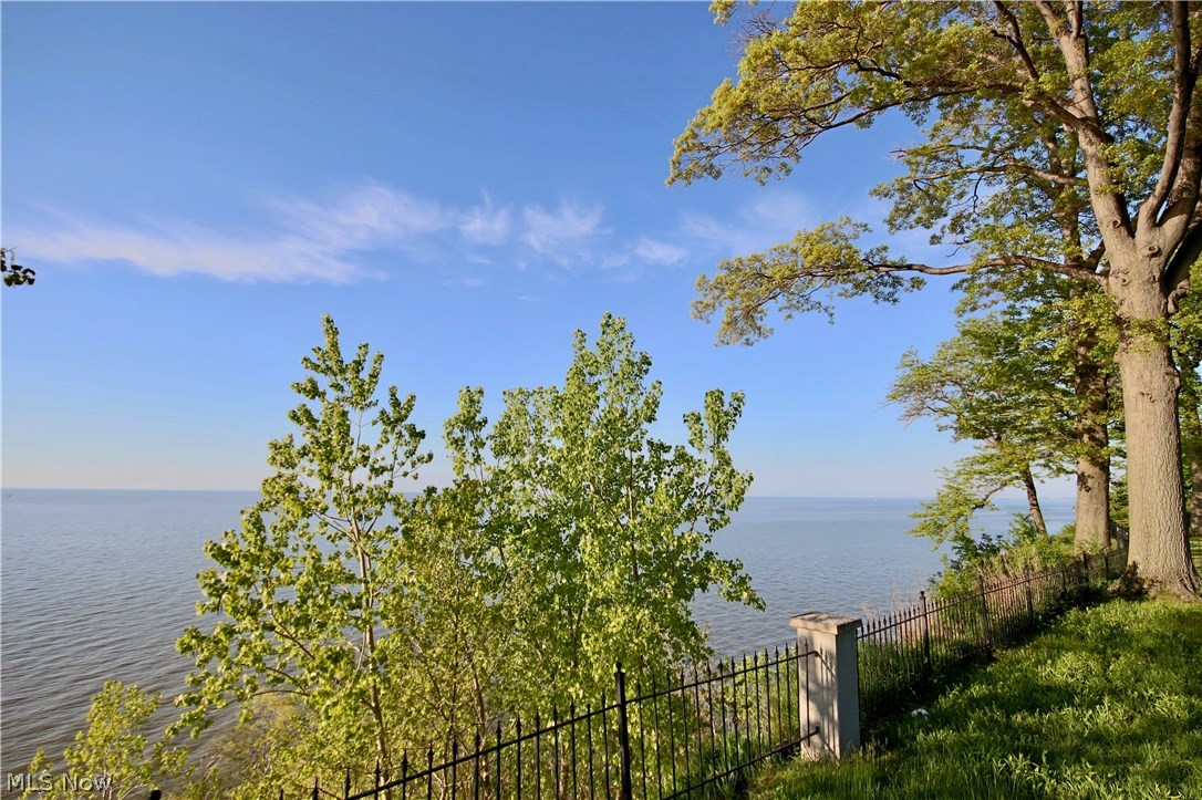 Mathew & Gilbert - Residential