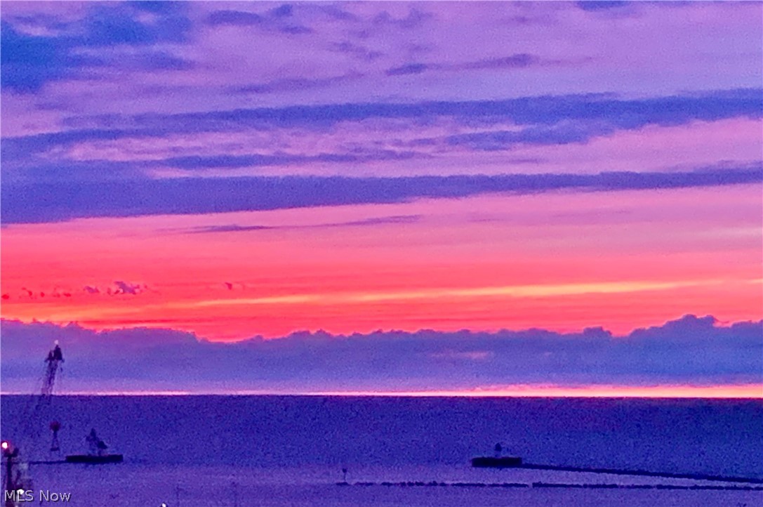 Pinnacle Condominium - Residential