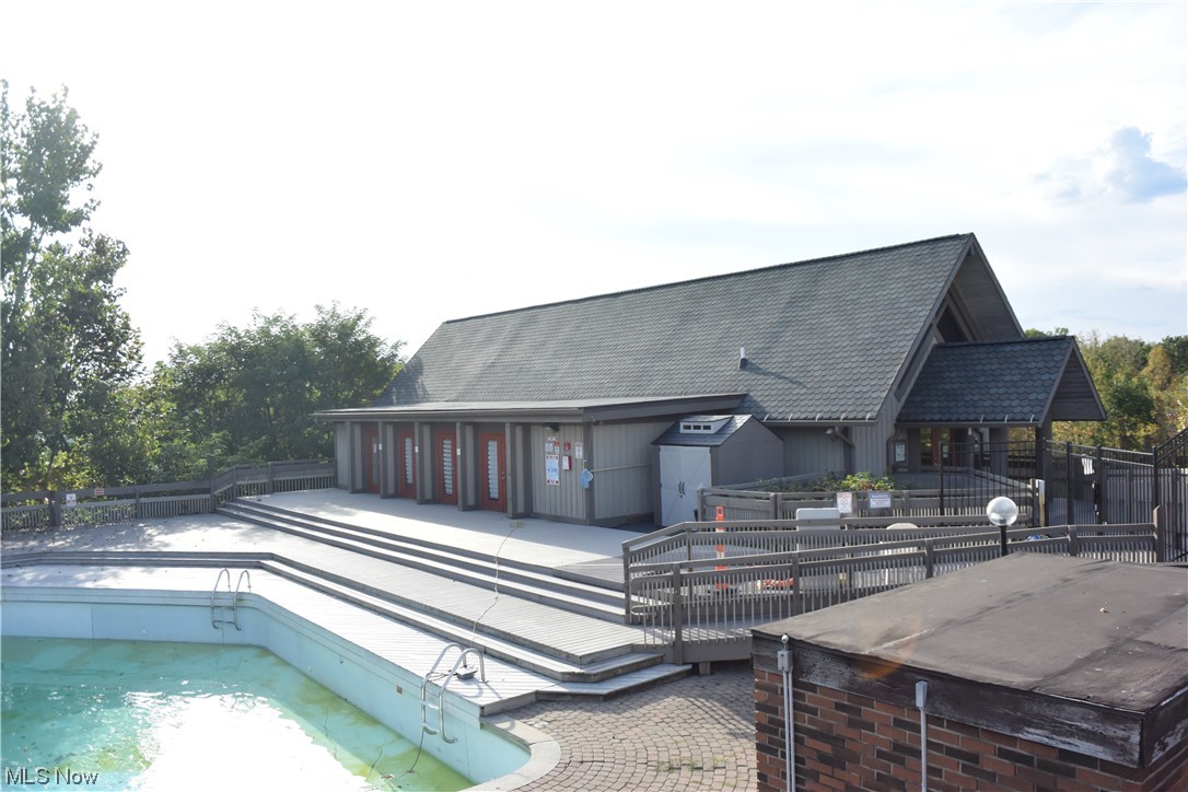 Timber Top Condo - Residential