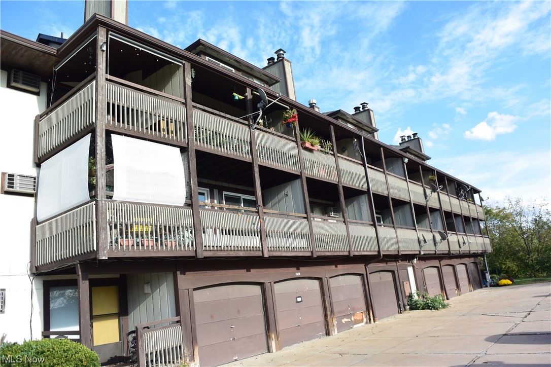 Timber Top Condo - Residential