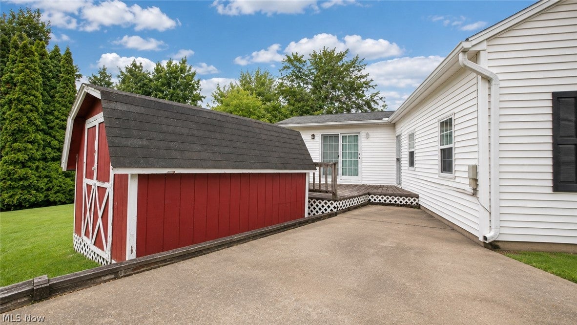 40 Sunset Drive