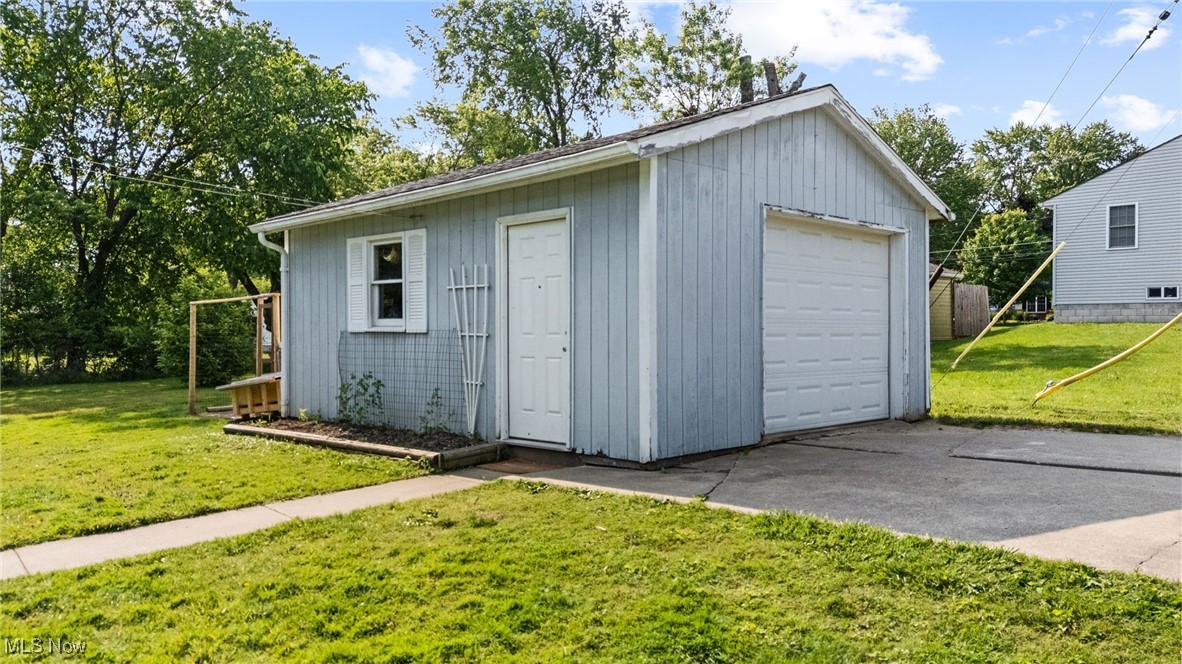 487 W Florida Avenue, Sebring, Ohio image 21