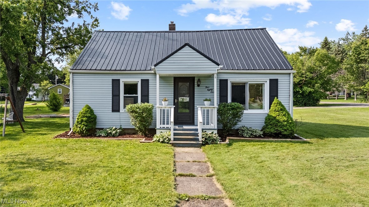 487 W Florida Avenue, Sebring, Ohio image 1