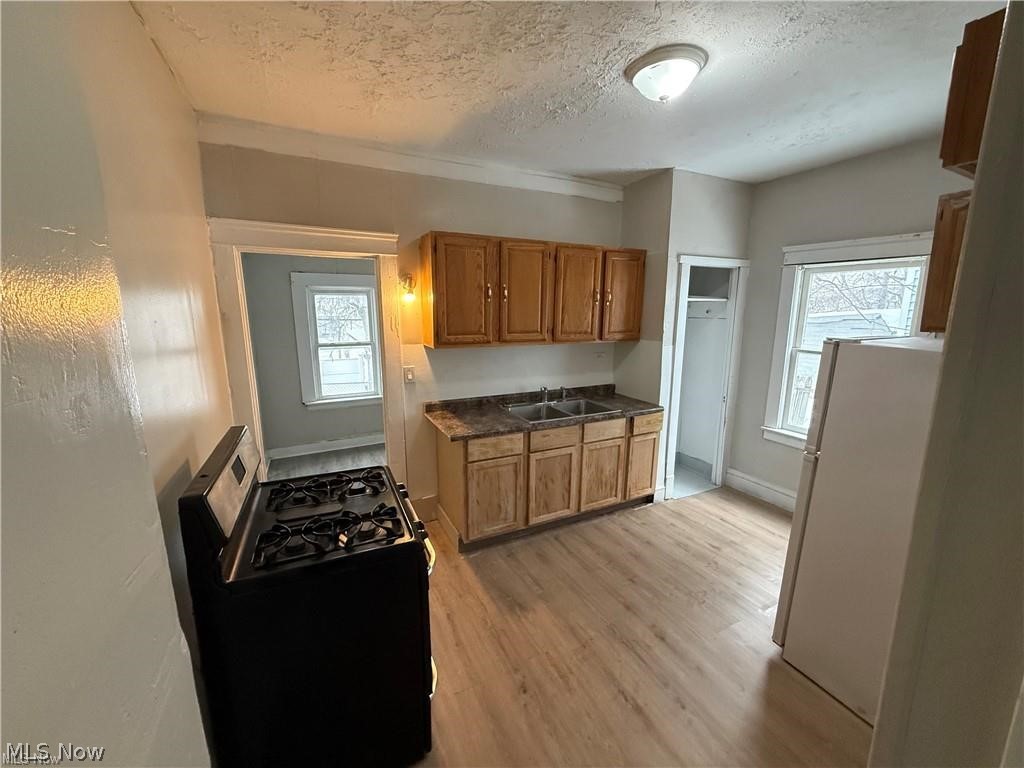 Glen Ellyn Park Allotent - Residential Income