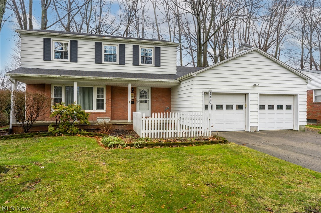 Applewood Acres - Residential