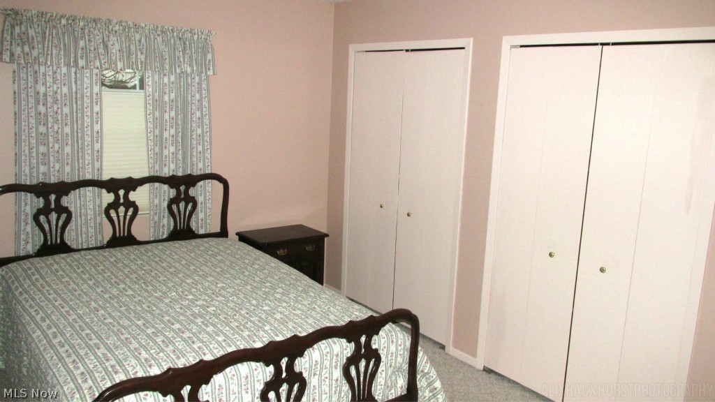 Country Scene Condo - Residential