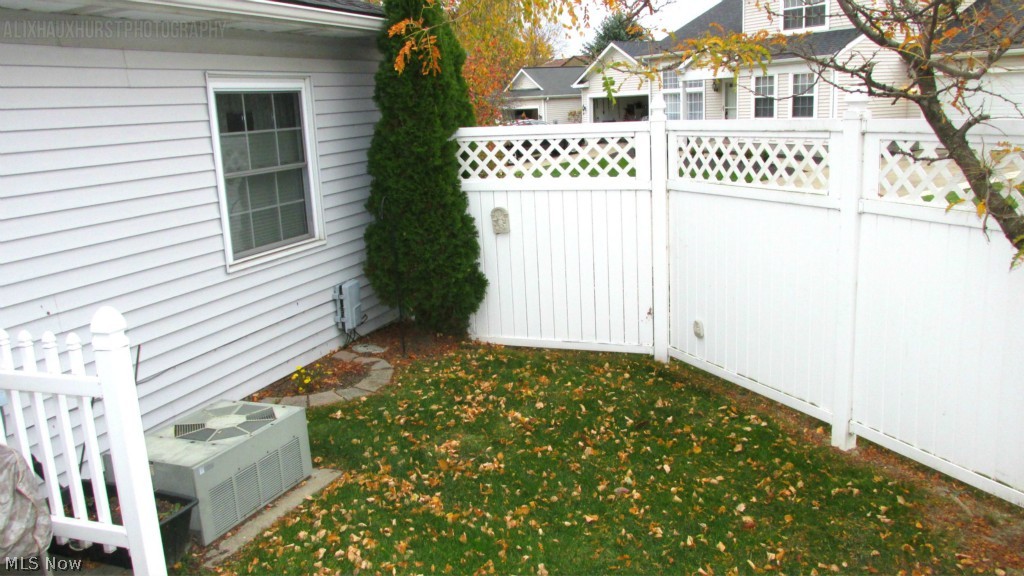 Country Scene Condo - Residential