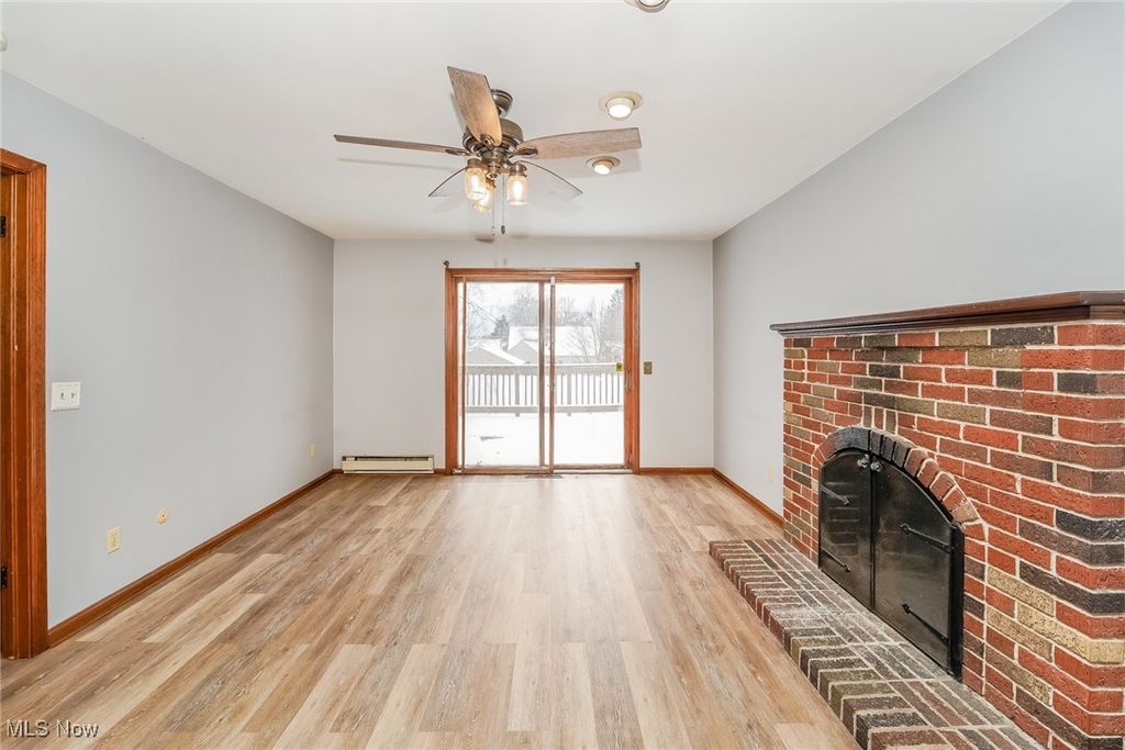 Photo of 897 Davies Avenue, Akron, OH 44306 (MLS # 5182929)