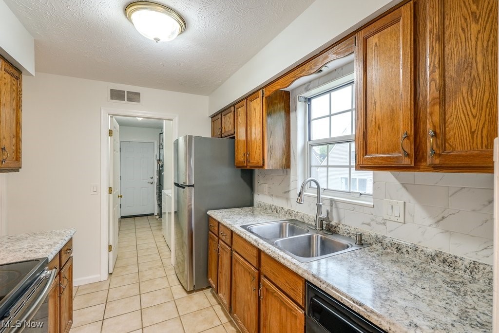 14914 Royal Ridge Lane, North Royalton, Ohio image 10