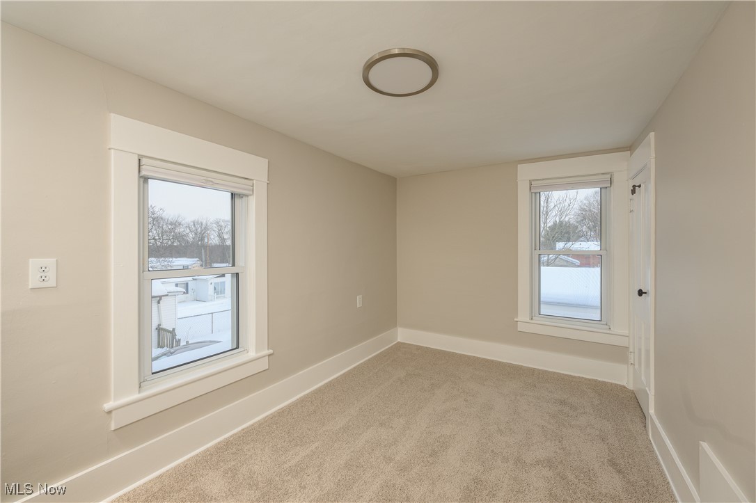 A A Moores North Barberton Al - Residential