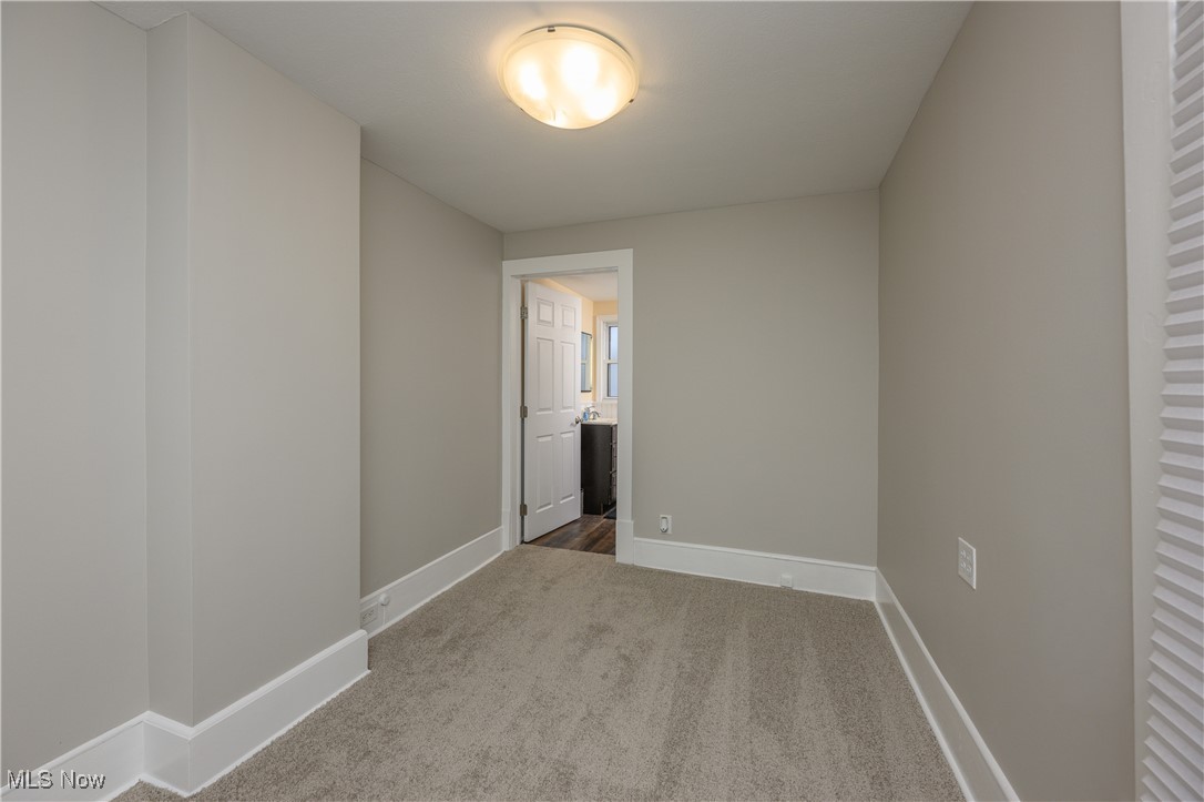 A A Moores North Barberton Al - Residential