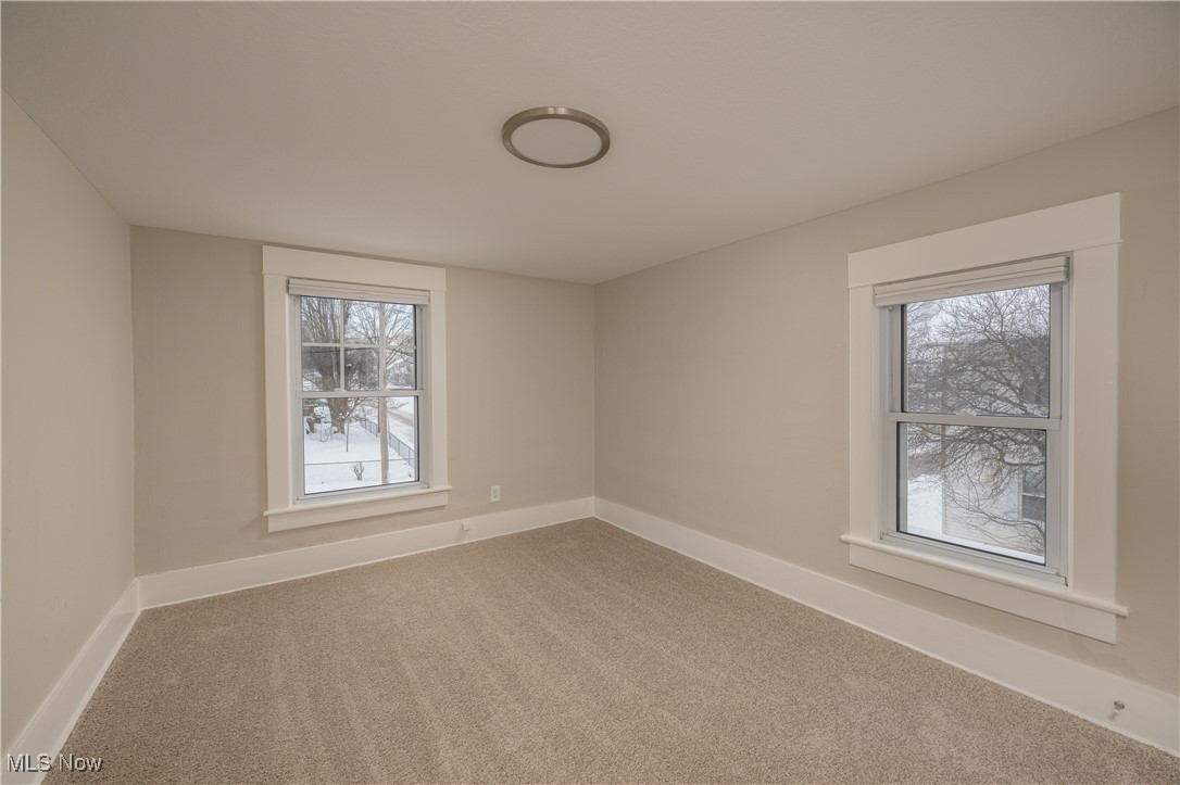 A A Moores North Barberton Al - Residential